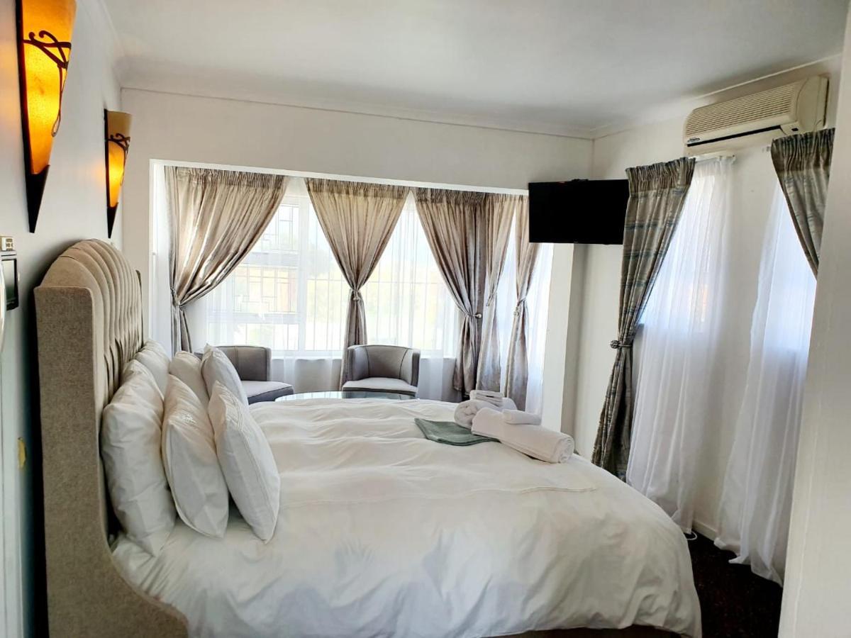 La Grace Executive Guesthouse Amsterdamhoek Εξωτερικό φωτογραφία